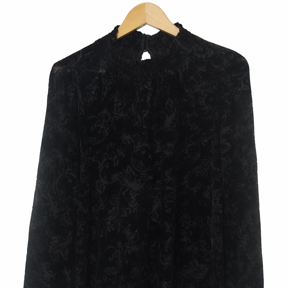 Torrid Black Velvet Burnout Top Size 2 or 2X